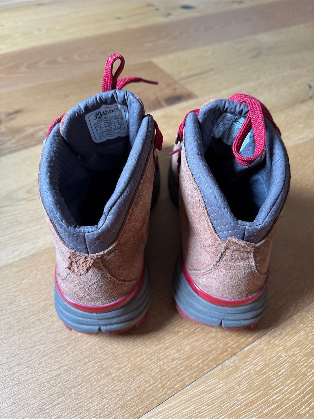 Danner women’s 600 Suede Hiking Boots 7.5 - Picture 3 of 9